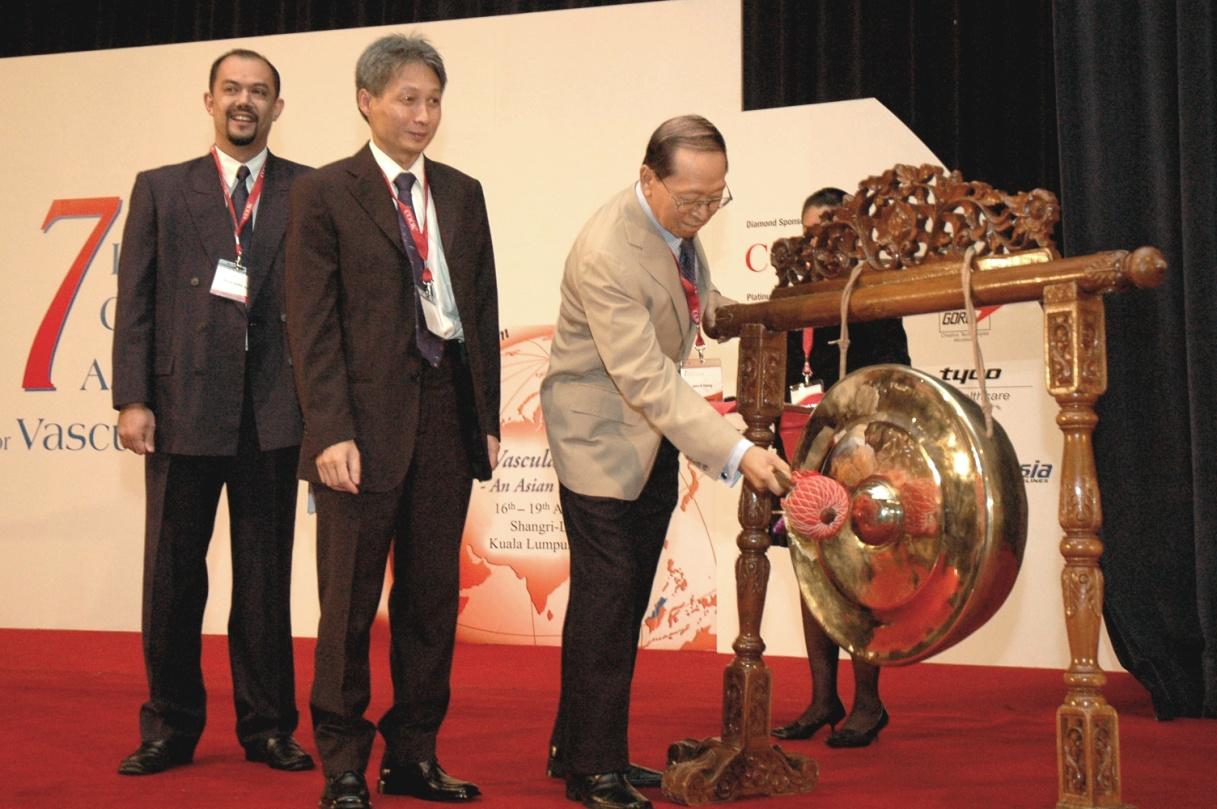 Đại hội Quốc tế lần thứ 7 của Hiệp hội Mạch máu Châu Á được tuyên bố khai mạc, Kuala Lumpur, Malaysia, 2006